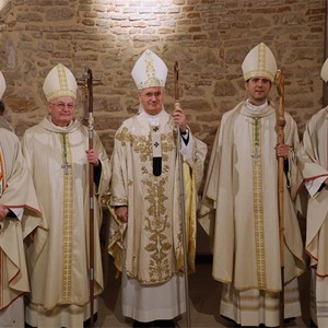 Mons. Marko Kovač i mons. Vlado Razum zaređeni za pomoćne biskupe zagrebačke